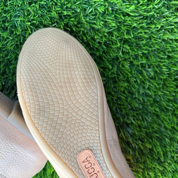 LUCCA LANE BAYLA LIGHT TAN GENUINE SOFT LEATHER FLATS HEEL TAB GUC 9M - Picture 4 of 12